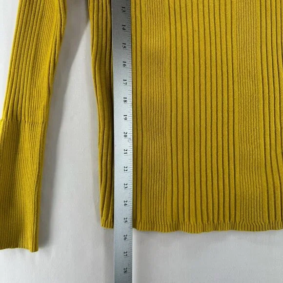 Moth Anthropologie Sweater Size M Ribbed Turtleneck Button Cuff Pullover Yellow - Picture 11 of 11
